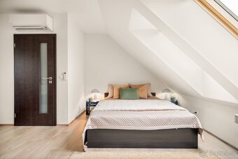 Nádherný rodinný dům 4+kk v Brandýse n. Labem - 13