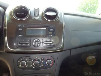 Dacia Sandero 0,9 i - 13