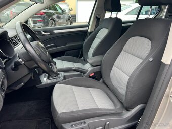 Škoda Superb 2,0TDi 125kW Ambiente limuzína - 13