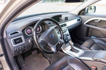 Prodej Volvo XC70 D5 2013, 4x4 – Výborný stav - 13