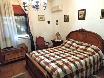 Sicílie, vila 2 byty, 255 m2, poz. 1.755 m2, Pace del Mela - 13