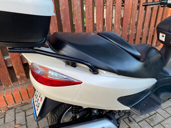 Suzuki Burgman 125 Nové v ČR - 13