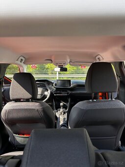 Peugeot 2008 1.2 PureTech 96 kW 2020 - 13