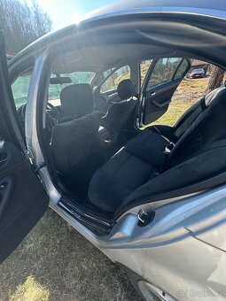 BMW E46 320i 125 kw - 13