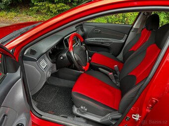 Kia Rio 1,4i 16V 71kW, 56969 km, 1 majitel nové ČR - 13