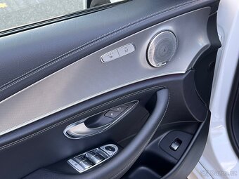 Mercedes W213 E220d Rok 2017 - 13