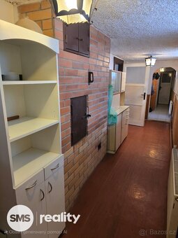 RD Otinoves se zahradou 598m² - 13