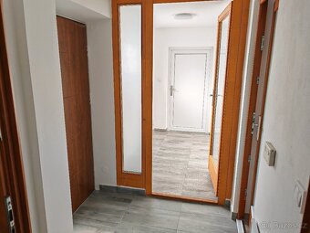 Atriový byt 5+kk 250 m² Brno Sever Ivanovice - Česká - 13