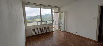 Prodej bytu 3+1, 65 m2, OV, ul. Na Vyhlídce, Klášterec nad O - 13