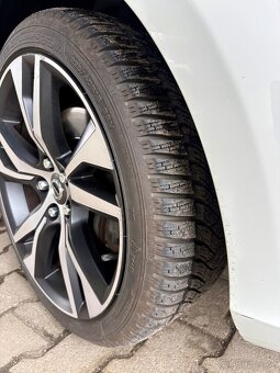 Volvo V40, 2,0d - 140kw - 13