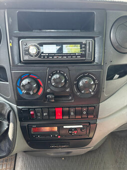Iveco Daily 35C15 3.0D 107kW, Tažné, Klima, Odtah - 13