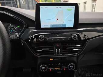 Ford KUGA 2,5 140kW 4x4 AWD ST-LINE 2021 ČR FullLED NAVI DPH - 13