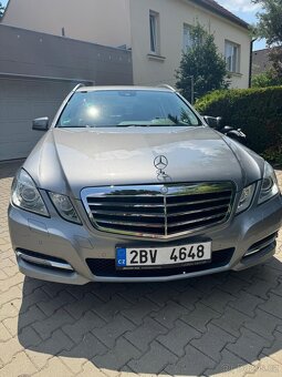 Mercedes-Benz E 250 CGI, benzín 150 kW, 7místná verze - 13