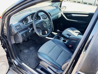 MERCEDES-BENZ B200 100KW 133.000KM 2.MAJ VELKÝ SERVIS - 13