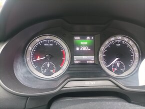 Škoda Octavia-1.8tsi-ČR-automat - 13