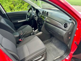 Suzuki Vitara 1.4 BoosterJet 103KW Allgrip ČR - 13