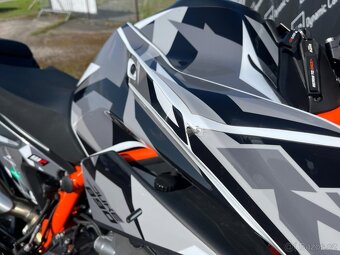 KTM 890 Duke R 2022 - 13