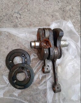 Originální nove díly z vojenského depozitu motor klikovka - 13