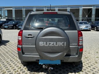 Suzuki Grand Vitara 2.0i Family Comfort benzín 103kw - 13
