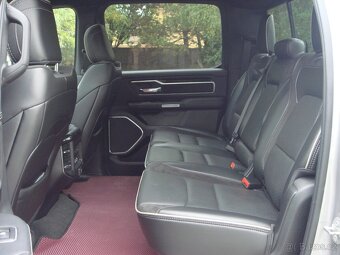Dodge RAM 3.0diesel 194kw 2023 22tkm Laramie DPH - 13