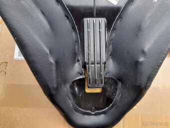 HARLEY DAVIDSON® BREAKOUT FXSB SISSYBAR - 13