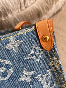 Krásná denim kabelka Onthe Go Louis Vuitton - 13