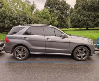 Mercedes-Benz GLE 350D AMG 4M DPH TAŽNÉ - 13