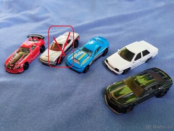 Hot Wheels - 13