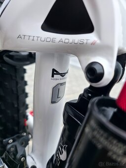 Horské kolo Cannondale Trigger Carbon 2 Hi-Mod Lefty 29″ - 13