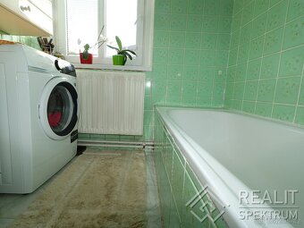 Prostorný a prosvětlený byt 2+1 (+ menší pokojík) v Žamberku - 13