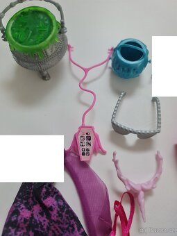 doplňky k Monster High - 13