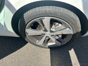 Peugeot 308 1.6hdi 68kw 236Tkm r.v.2014 top stav serviska - 13