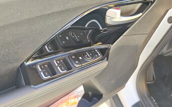 Kia e-Niro 40 kWh 11/2021, 3F, stav nového auta, +DPH - 13