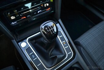 Volkswagen Passat 1.5 TSI ACT Business - 13