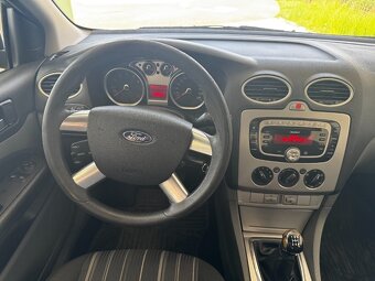 Ford Focus 1.6i 74kw+klimatizace+2009+ - 13