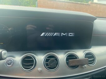 Mercedes-Benz  E43 AMG - po servisu  112000 km  Vzduch - 13