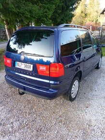 Seat Alhambra 2.0 tdi 2008 bez koroze, teče řízení - 13