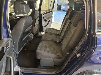 VW TOURAN 2.0TDI 110KW DSG HIGHL. LED TAŽNÉ NAVI VYHŘ.SKLO - 13