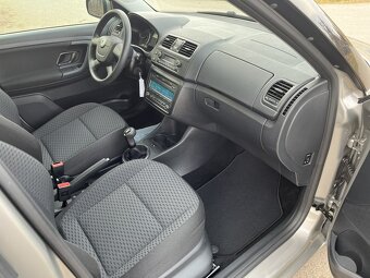 Škoda Fabia combi 1.2TSI 77KW, naj. 132 tis. km, klima - 13