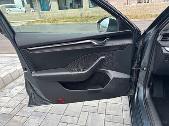 Škoda Octavia 4 combi 2.0TDI 110kw DSG - 13