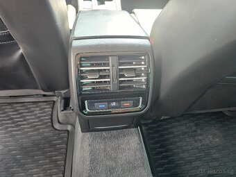 Passat B8 1,4 TSi 110KW Highline 2016 102tkm,KŮŽE, NAVI, TZ, - 13