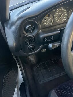 Prodám nebo vyměním Mazda MX3, 6V. Druhý majitel… - 13