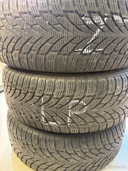 Sada Volvo s pneu Nokian 215/65 R16 - 13