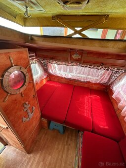 Karavan obytný do přírody na ryby + předstan - 13