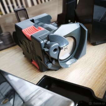 DeLonghi Espresso kávovar MagnificaS ECAM 22.110B - 13