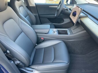 Tesla Y LR Dual motor 2023 - 13