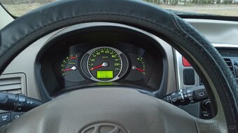 HYUNDAI TUCSON - 13