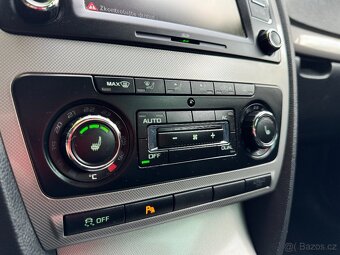 Škoda Octavia 2012 1.6 TDI  Bluetooth Senzory Výhřev Rozvody - 13