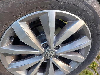 Prodám vw passat variant b 7 103kw 4x4 - 13