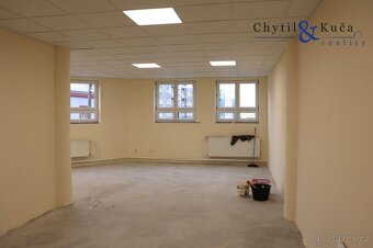 Pronájem obchodních prostor 200 m2 a 60 m2, Čechova, Přerov - 13